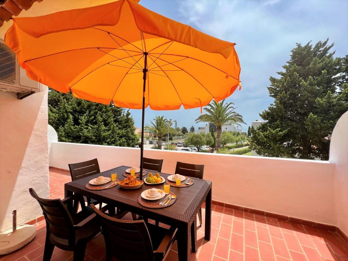 Armacao De Pera Twins 2 With Pool By Homing Apartment Exterior photo